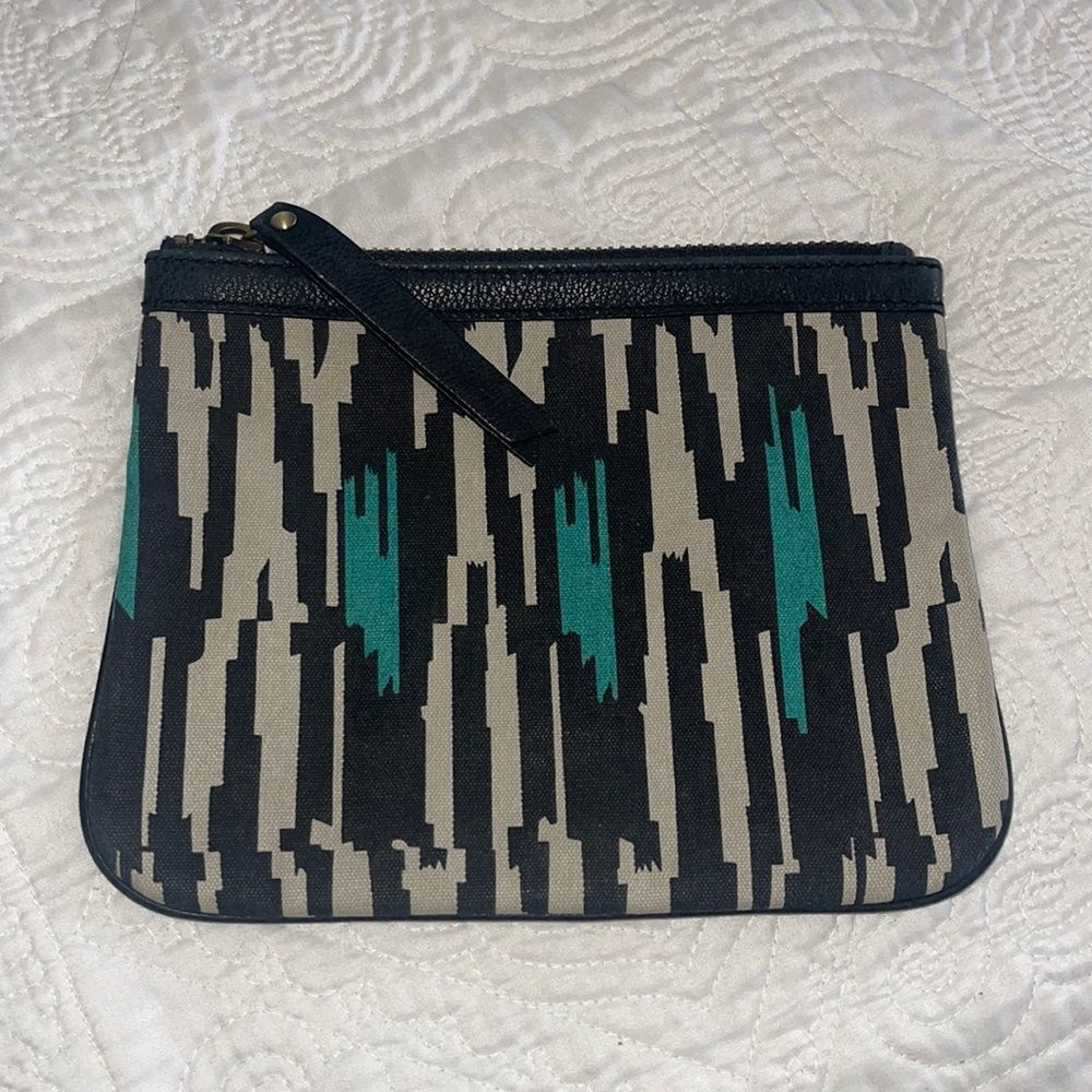 Cynthia Vincent clutch